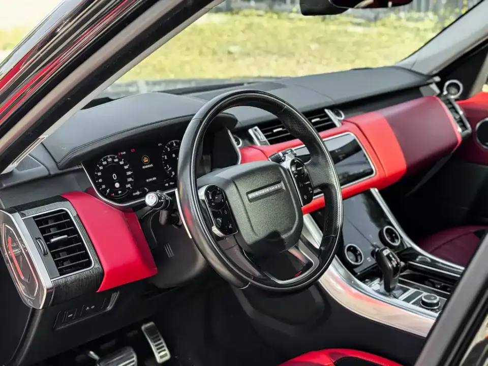 Land Rover Sport