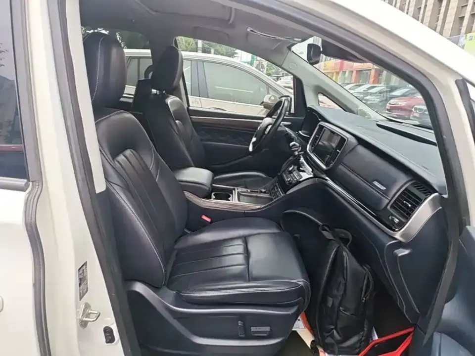 GAC Trumpchi M8