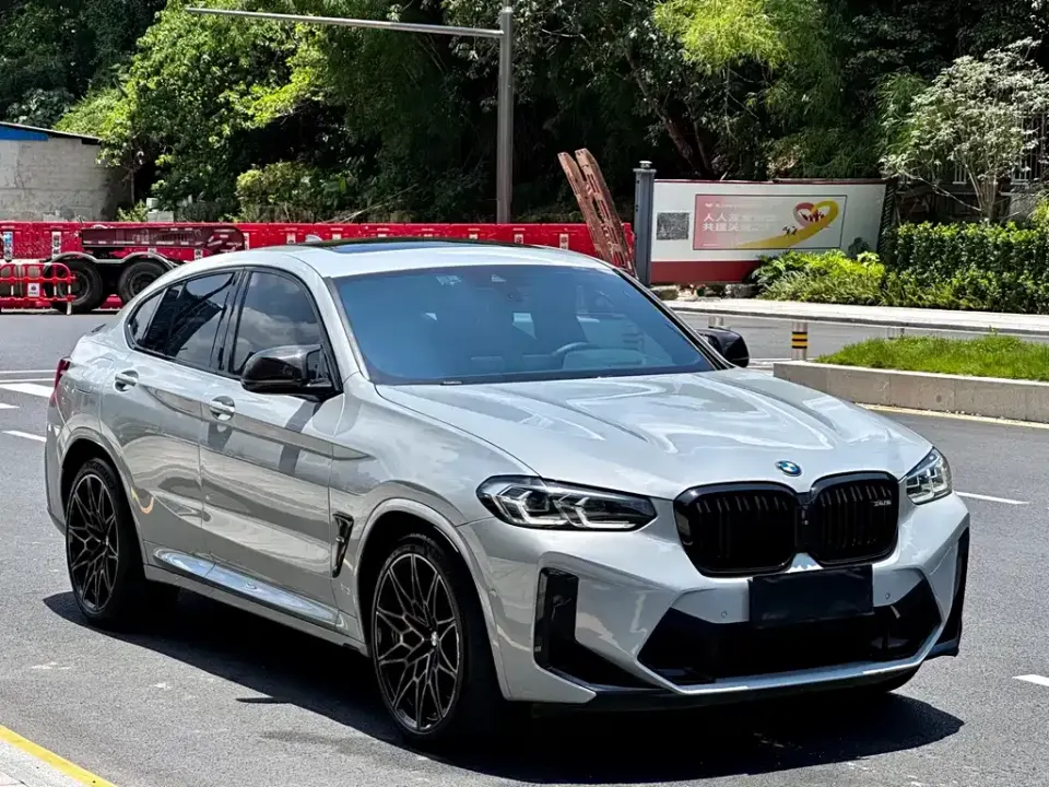 BMW X4 M