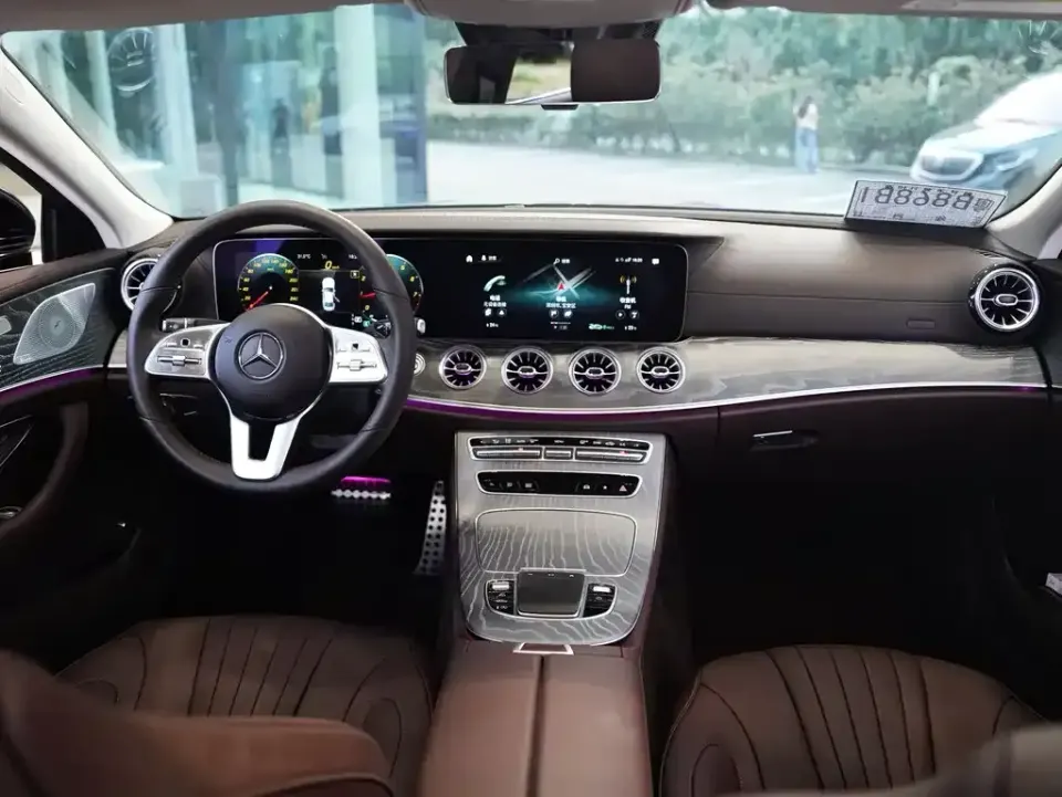 Mercedes-Benz CLS