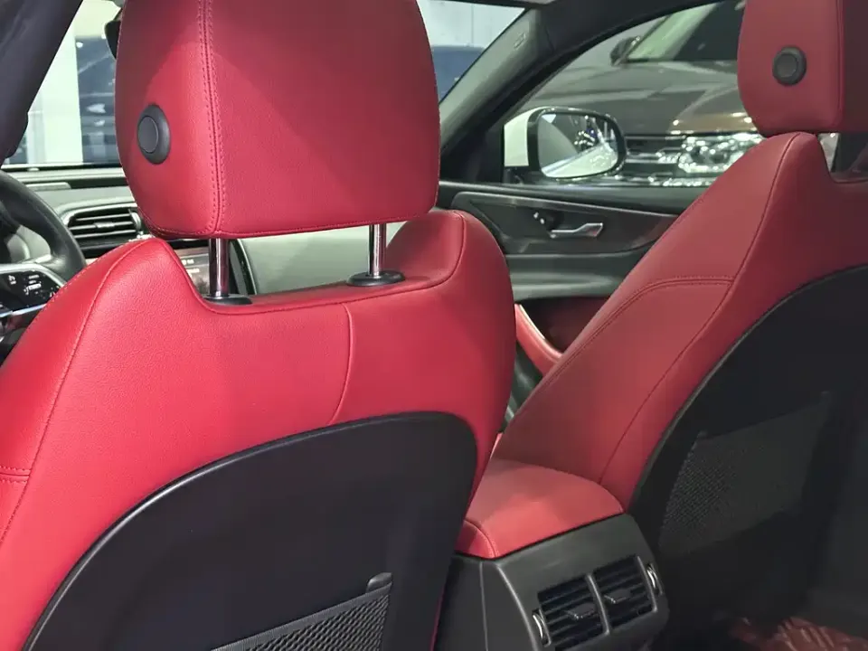 Jaguar XEL