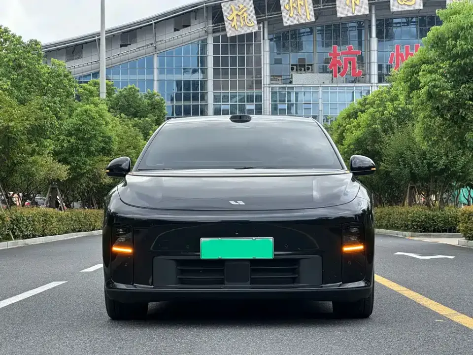 Li Li i6