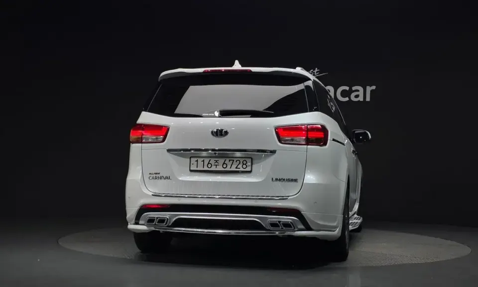 Kia Canival