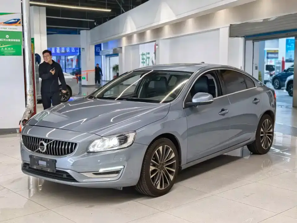 Volvo S60