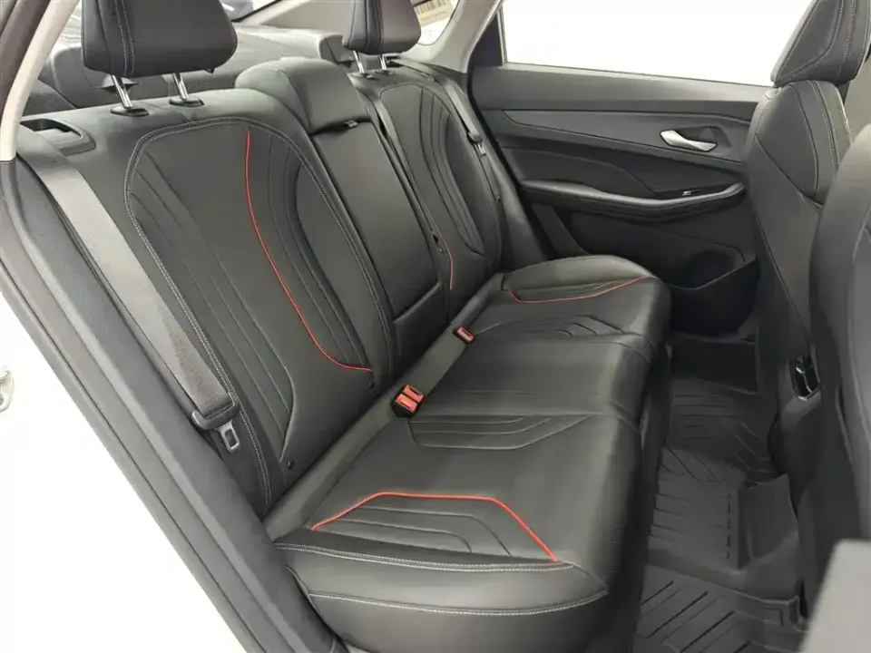 Geely Binrui
