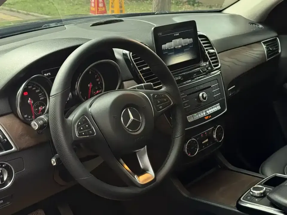 Mercedes-Benz GLE (Import)
