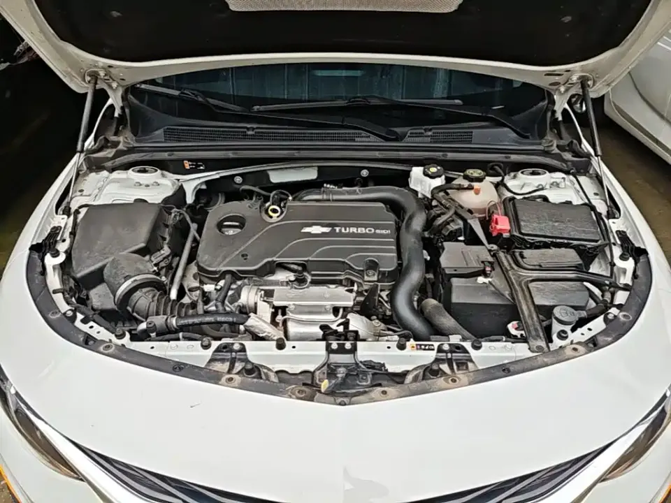 Chevrolet Malibu XL