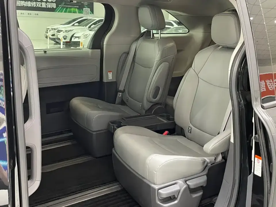 Toyota Granvia