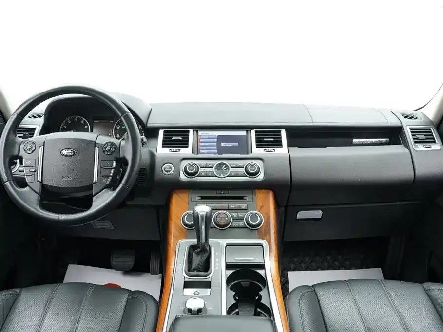Land Rover Sport