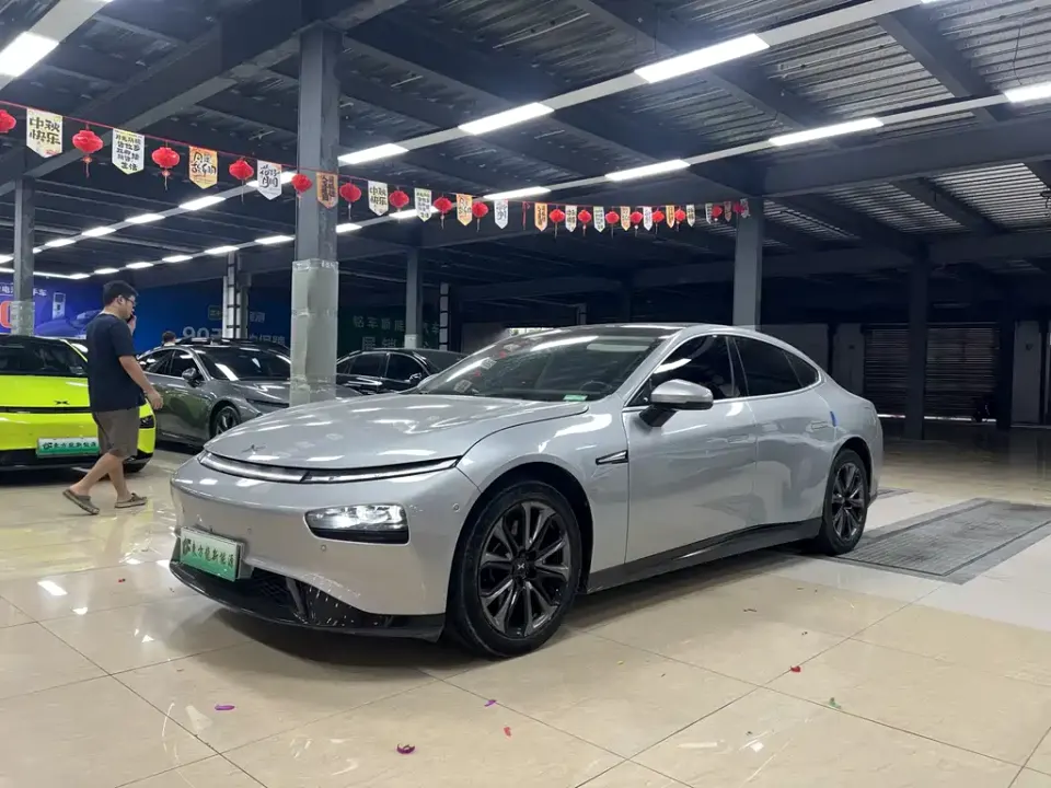 Xpeng P7