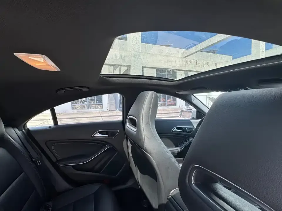 Mercedes-Benz CLA (Import)