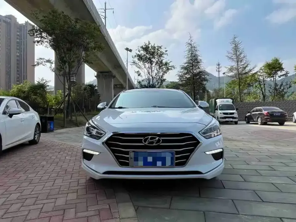 Hyundai Mistra