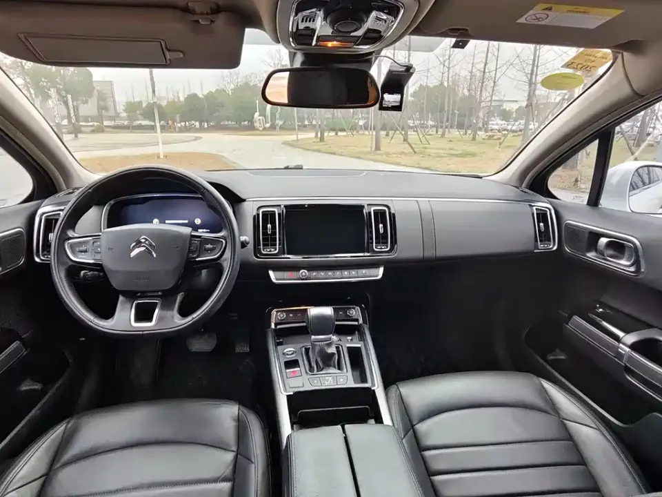 Citroen C6