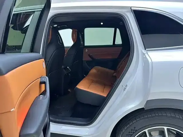 AITO AITO M6