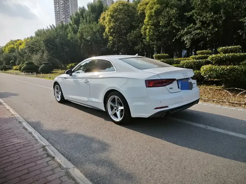 Audi A5 (Import)