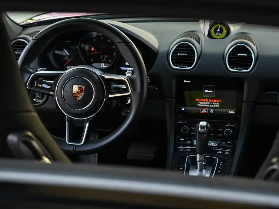 Porsche 718