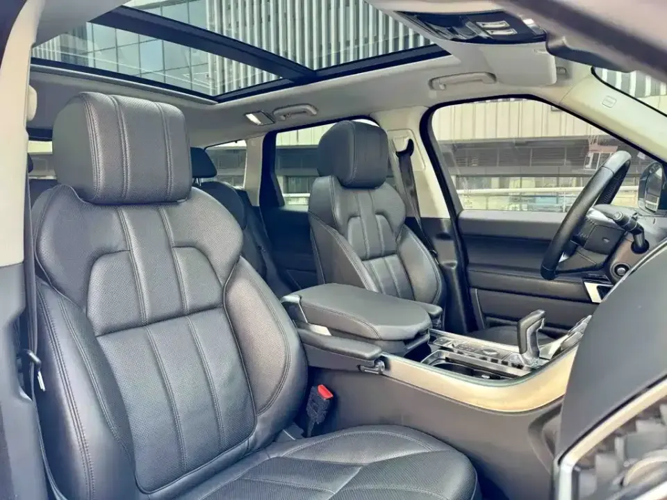Land Rover Sport