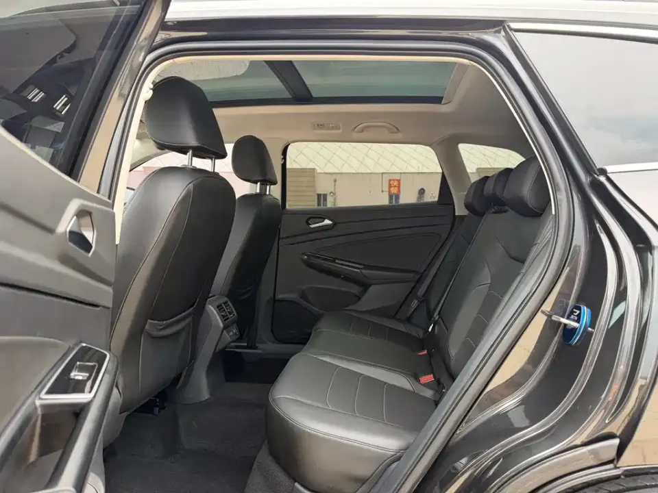 Jetta VS7