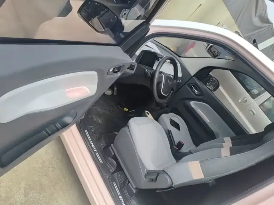 Wuling MINIEV