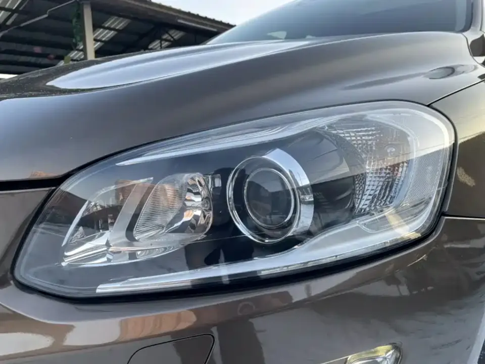 Volvo XC60 (Import)