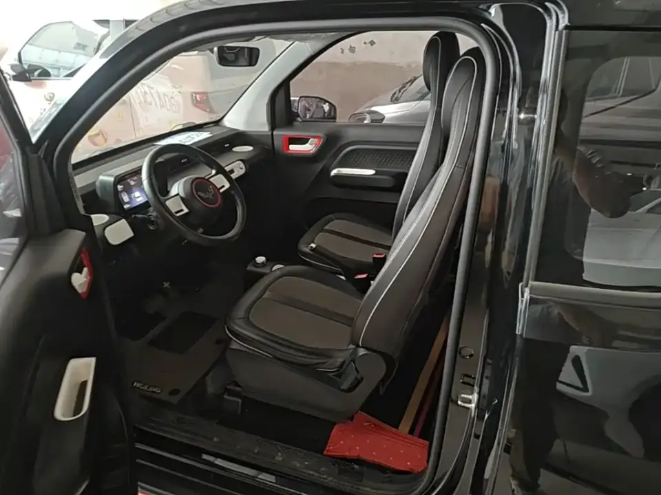 Wuling MINIEV