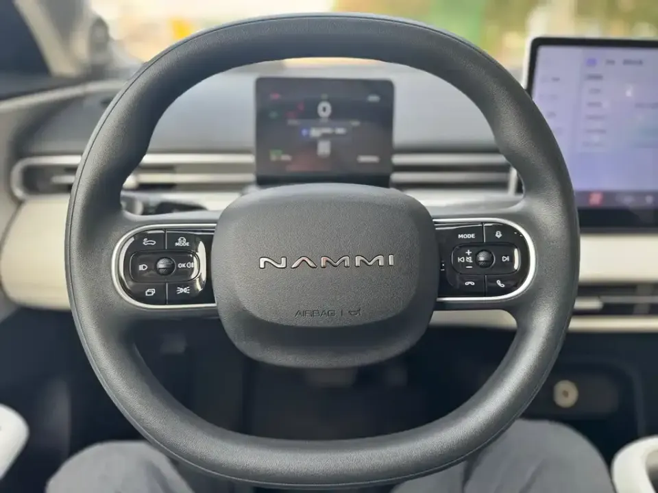eπ Nano 01