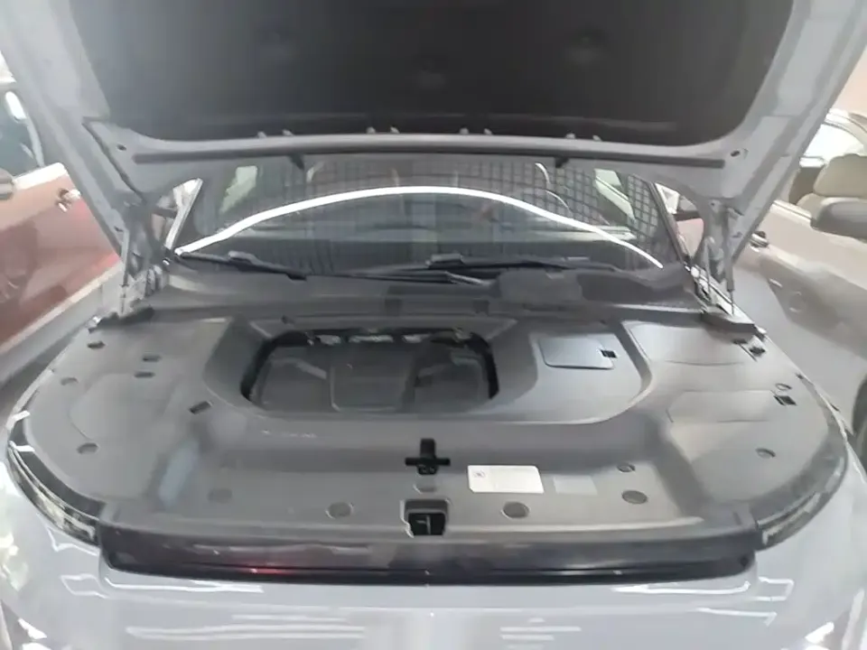 Geely ICON