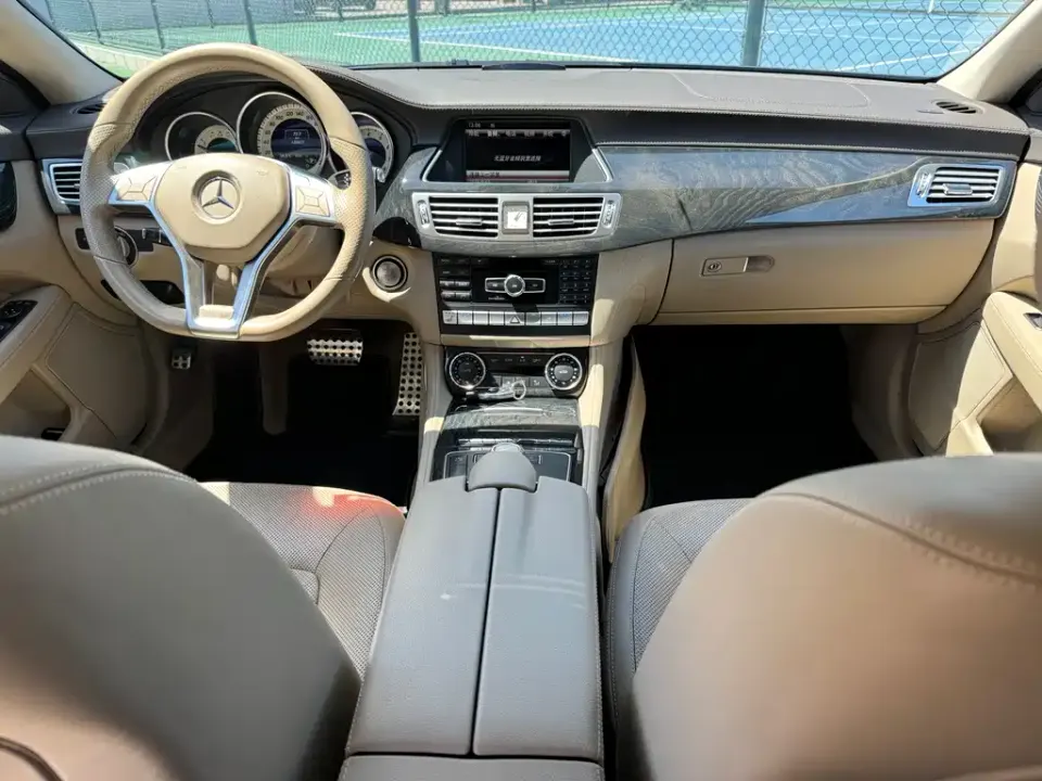 Mercedes-Benz CLS