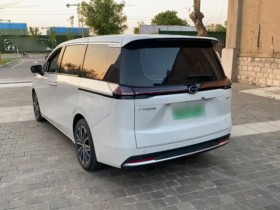 GAC Trumpchi E8 PHEV
