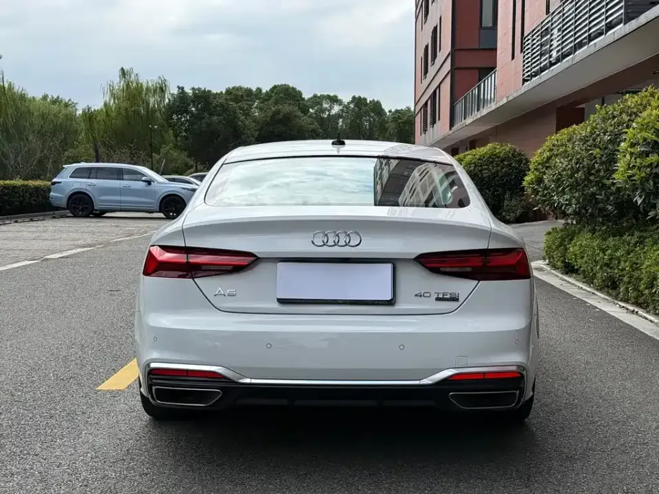 Audi A5 (Import)