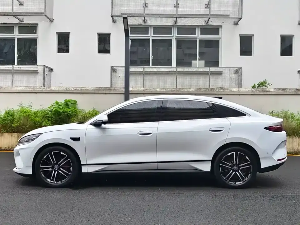 BYD Qin L