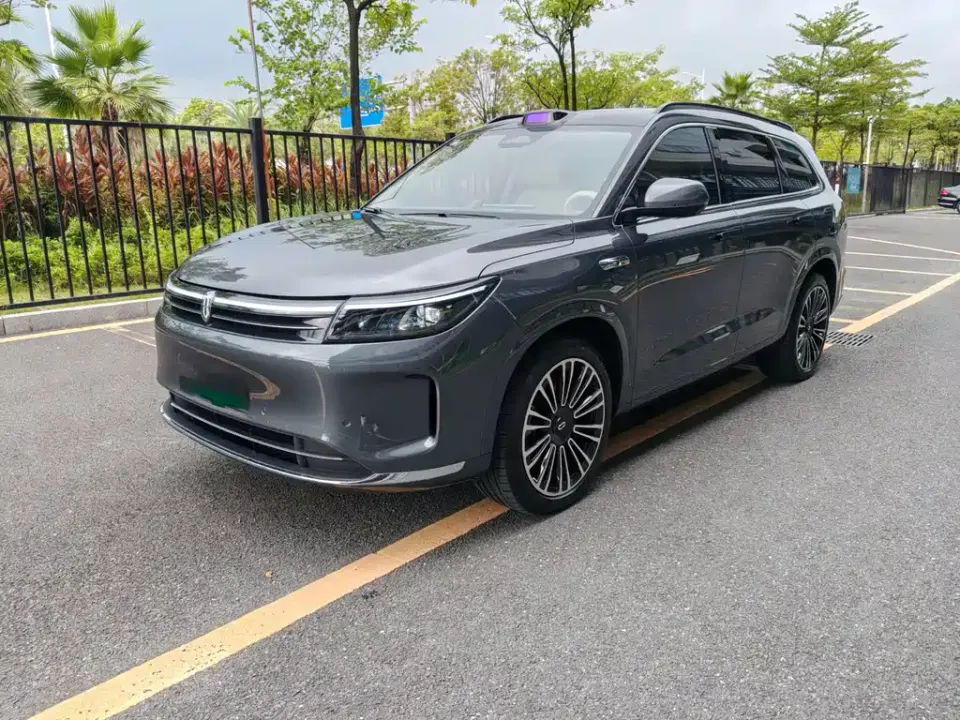 AITO M7