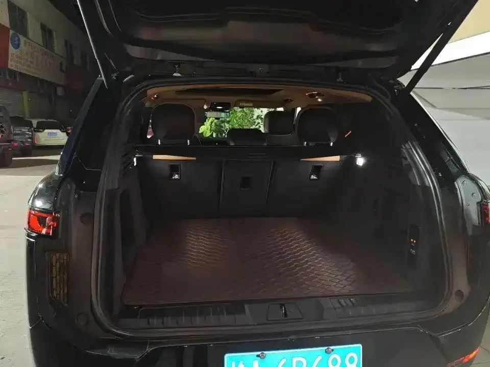 Land Rover Sport