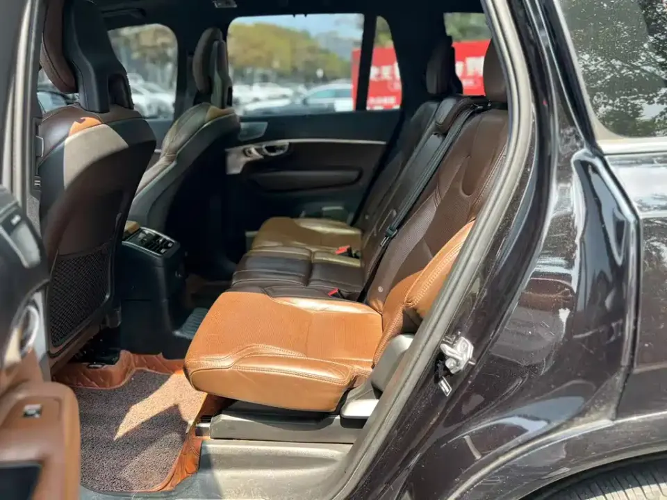 Volvo XC90 PHEV