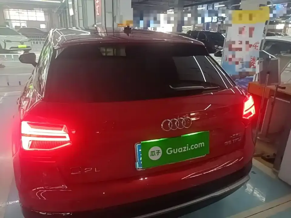 Audi Q2L