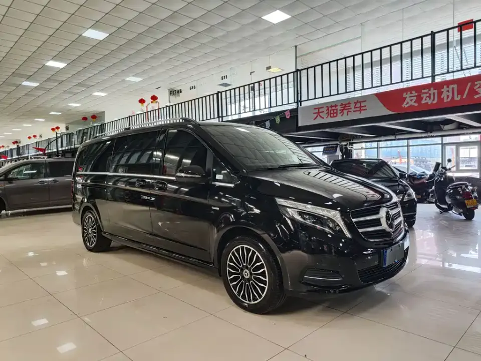 Mercedes-Benz V-Class