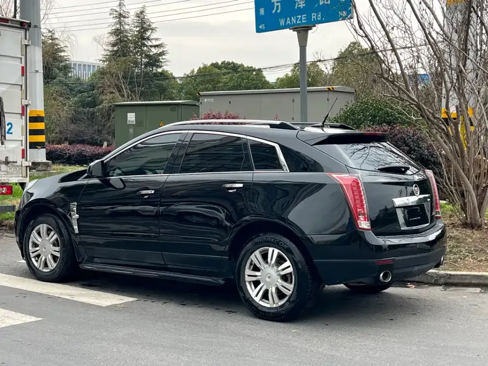Cadillac SRX
