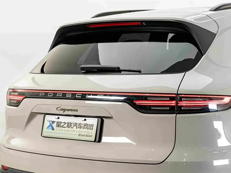 Porsche Cayenne Hybrid