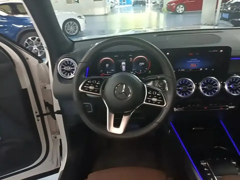 Mercedes-Benz GLB