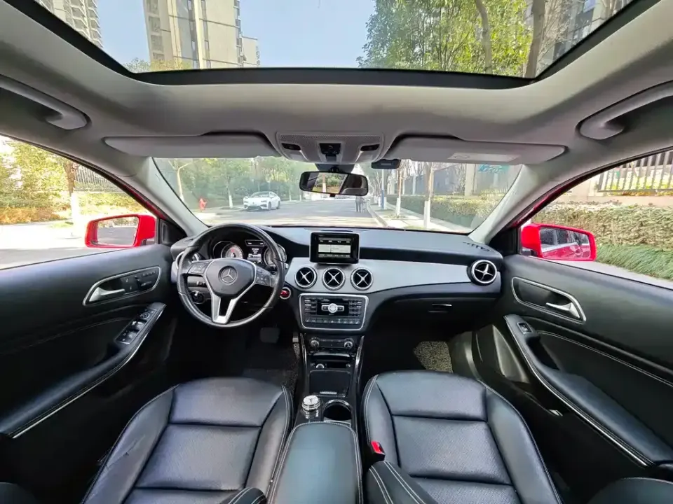 Mercedes-Benz GLA