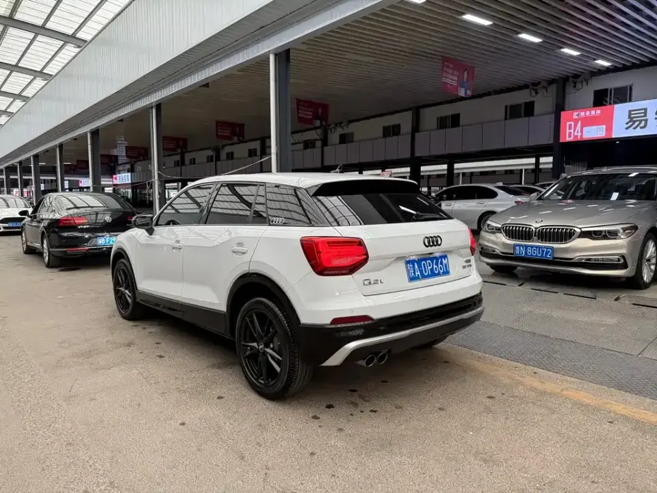 Audi Q2L
