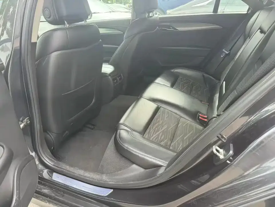 Cadillac ATS-L