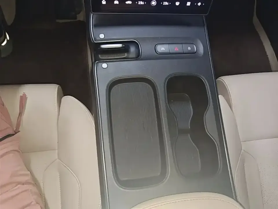 Nio ET5T