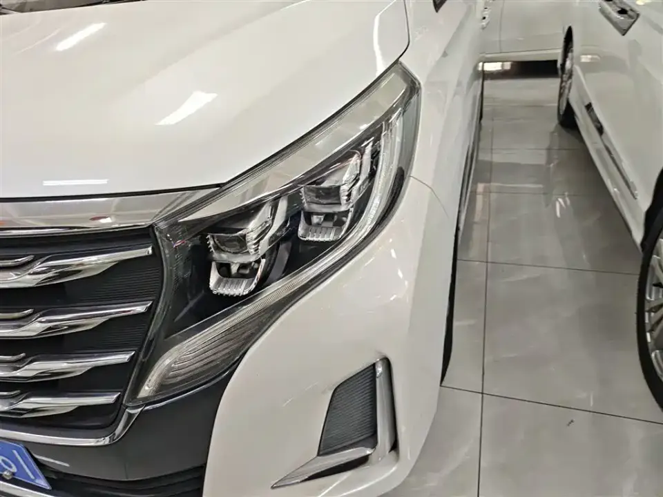 GAC Trumpchi M8