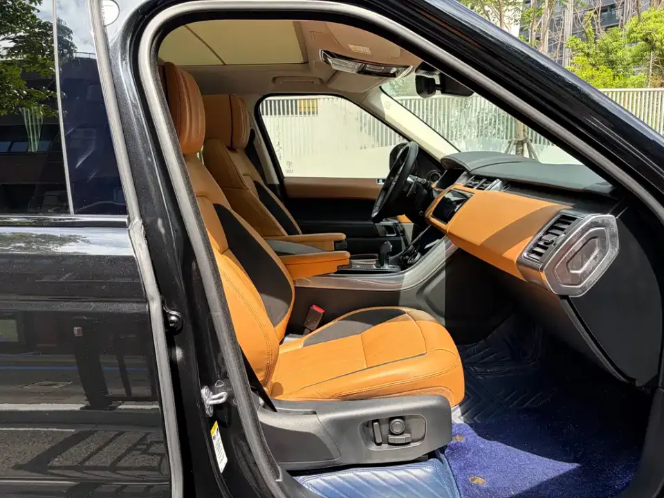 Land Rover Sport