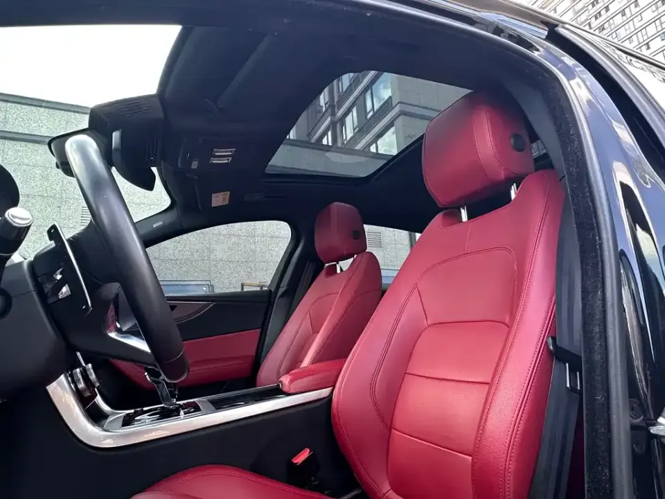 Jaguar XEL