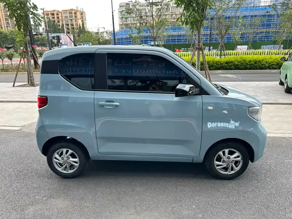 Wuling MINIEV