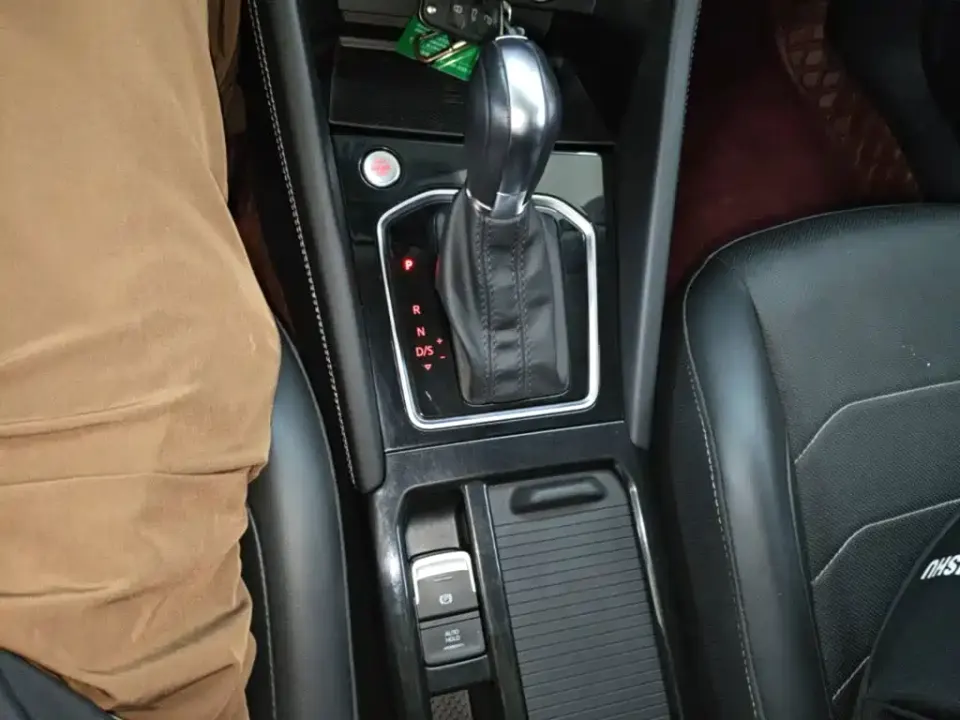 Jetta VS7
