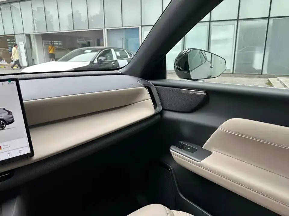 Volvo XC70 PHEV