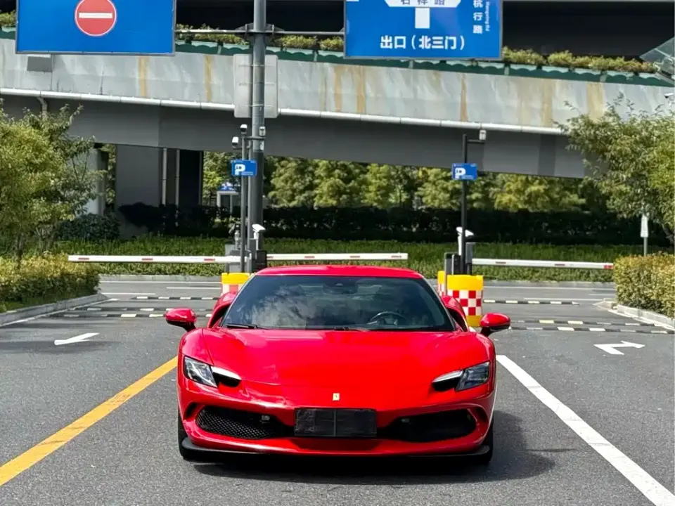 Ferrari 296